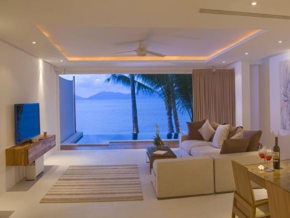 Panu Luxury Beachfront Apartments 보풋 객실 사진